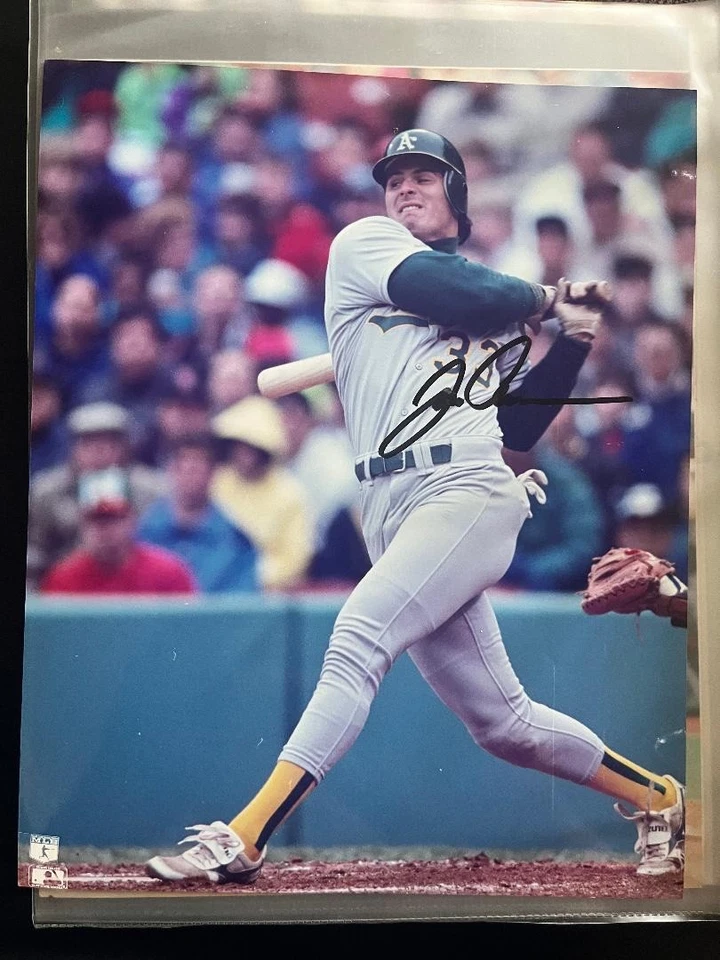 MLB Oakland A's Player Jose Canseco 8 x10 Signed Autographed Glossy Photo - Image 1 of 1