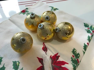 Vtg Shiny Brite Ornaments Gold Snow Capped Glitter 2.5" set of 5.........z5 - Picture 1 of 4
