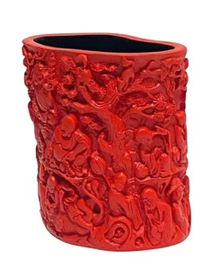 Chinese Red Lacquer Cinnabar-Style Brush Holder With Intricate Carved Buddha Fig - Picture 1 of 8