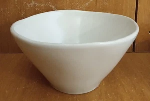 Crate & Barrel MARIN WHITE Soup / Cereal bowl, 6", Portugal, Excellent - Picture 1 of 7