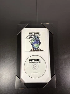 PITBULL MR. 305 FIRMATO INCORNICIATO CD GLOBALIZZAZIONE AUTOGRAFO MUSICA RARO BECKETT HOT - Foto 1 di 16