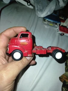 1/43 Ertl 1950 CHEVY SEMI CAB  truck - Picture 1 of 5