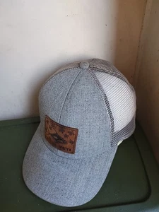 Yeti J. Marquardt Snapback Hat Cap Men's Gray Patch Mesh Back Outdoors - Picture 1 of 13