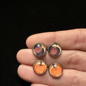 2 Earring Sets Pumpkin Fall Stud Silvertone Dark & Orange (Lot# 371) - Picture 1 of 2