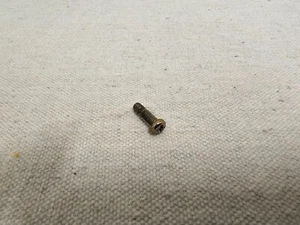 Yamaha R6 YZFR6 99-02 Carburetor Carb Bowl Cover Screw 98580-04014-00 - Bild 1 von 6