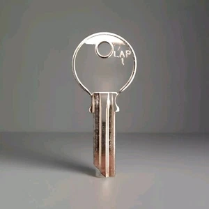 Landwirtschaft Schlüssel Rohling Metallkopf LAP1 - Bild 1 von 2