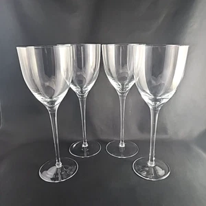 Klare Weingläser 8 Unzen, 8,5 Zoll hoch, 4er-Set - Bild 1 von 5