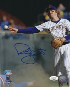 AUTOGRAPHED 8x10 ROBIN YOUNT Milwaukee Brewers Photo JSA COA - Picture 1 of 1