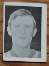 A&BC FOOTBALLERS 1966-67 BLACK & WHITE SMALL NO 60 LEN BADGER SHEFFIELD UNITED