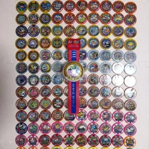 DX Yokai Watch Dream Medal Set Lot of 150 Japan Treasure Medal Legend Bushinyan - Picture 1 of 13