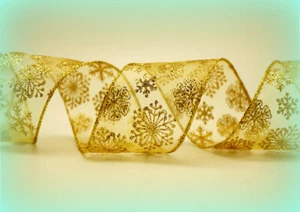 Luxury Wire Edged Gold Glitter Snowflake Wired Ribbon 2.5" wide Christmas Tinsel - Picture 1 of 1