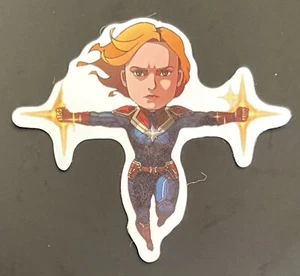 PEGATINA CAPTAIN MARVEL MOSCAS MARVEL COMICS AVENGERS INFINITY WAR (MCU) - Imagen 1 de 2