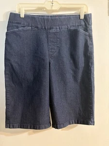 CHIC CLASSIC COLLECTION Pull On Denim Jean Shorts Stretch Pockets 10" Inseam 8 - Picture 1 of 5