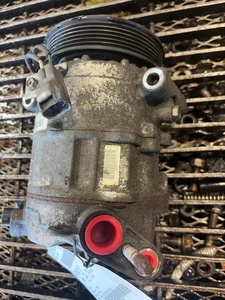 A/c Air Compressor JEEP CHEROKEE 14 15 16 17 18 19 20 21 22 23 - Picture 1 of 2