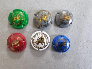 Lot de 6 Capsules Champagne Taittinger - Foto 1 di 6