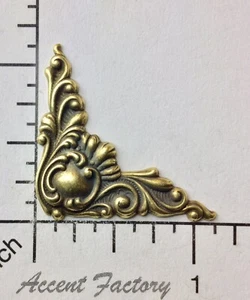 23513 4 Pc.Brass Oxidized Victorian Corner Finding - Picture 1 of 3