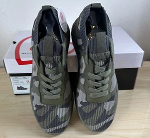 Blondo Women's Shara Waterproof Camo Sneakers B3404 35G - Picture 1 of 11