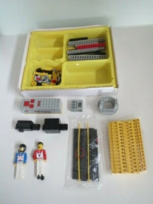 Lego Technic Technik Baukasten Universalmotor 9 V Drehkranz Figuren teils neu - Bild 1 von 4