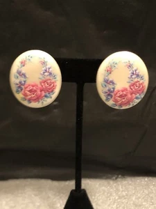 Vintage Oval Rose Flowering Stud Earrings - Picture 1 of 4