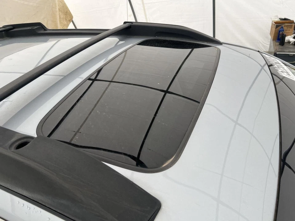 (LOCAL PICKUP ONLY)  Roof Glass Station Wgn Outback Fits 10-14 LEGACY 202021 - Image 1 of 4