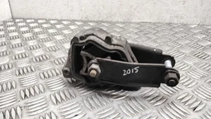 Volvo V70 2015 Diesel 133kW Engine mount bracket 7021101 TPD13655 - Picture 1 of 7