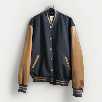 Chaqueta Universitaria Golden Bear x Loro Piana Para Hammacher Schlemmer Lana Cuero XL Foto 1 de 4