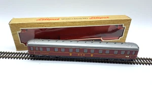 Coche cama Liliput 1:87 H0 83703 DSG - rojo oscuro en embalaje original - Imagen 1 de 6