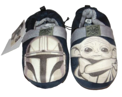 ~¡Zapatillas DISNEY'S THE MANDALORIAN para niños pequeños nuevas con etiquetas! Talla 6 Super Lindo FS:)~ Foto 1 de 3
