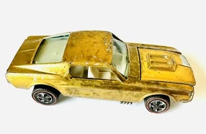 Hot Wheels Redline 1968 Custom Mustang US Gold Ford Fastback White Interior - Picture 1 of 8