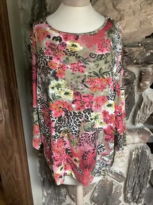 Laura Ashley Womens Plus 2X Knit Top Hibiscus Flowers Animal Print Spring Sunset - Image 1 of 4