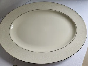 2 Lenox Courtyard Platinum 13"/16" Oval Serving Platter AMERICAN HOME COLLECTION - Picture 1 of 15