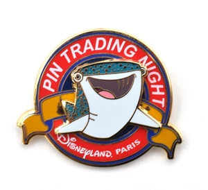 Pin Trading Night Disneyland Paris Pin Destiny 2017 Limited Edition 245/400 (06) - Picture 1 of 4