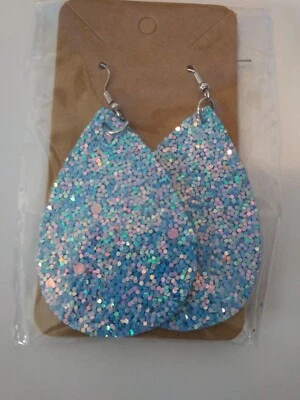 ВЕСЕННИЙ БЛЕСТЯЩИЙ АКВА И РОЗОВЫЙ PU КОЖАНЫЙ ДВУСТОРОННИЙ FISHHOOK СТИЛЬ СЕРЬГИ - Изображение 1 из 2