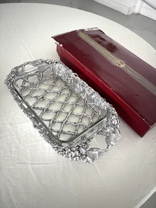 Arthur Court 1998 Set piatti Pyrex porta casseruola 21" foglie d'uva con scatola - Foto 1 di 7