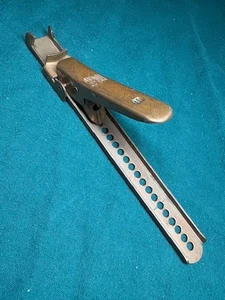 Vintage Sliding Adjustable Lid Opener Sweitzer Oil Advertising Colorado - Picture 1 of 6