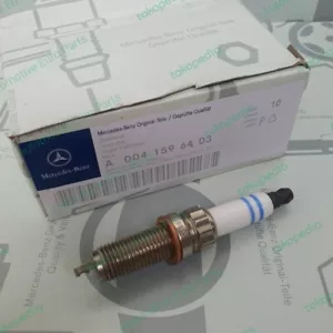Bujía de motor OEM apta para Mercedes Benz E350 V6 3,5 L 2012-2016 A0041596403 - Imagen 1 de 1