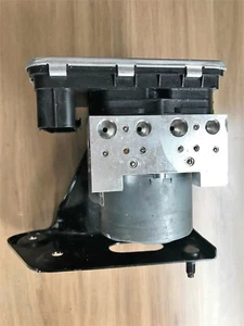 Bomba De ABS VW AUDI 5Q0614517CF 10.0220-1001.4 10.0916-4334.3 10.0625-3647.1 - Bild 1 von 2