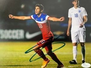 Christian Pulisic Team USA SOCCER signed 8x10 Photo JSA COA - Bild 1 von 1
