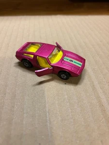 Vintage Matchbox Superfast No. 32 Maserati Bora Pink Doors Open Lesney Die-Cast - Picture 1 of 3