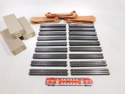 CX622-2# 18x Trix Express H0 DC 20/1 Bakelite Tracks Straight Box - Image 1 of 4