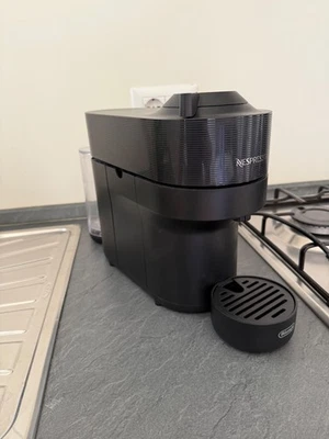 macchina caffe nespresso vertuo nera - Immagine 1 di 3