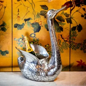 Culinary Concepts Swan Wine Bottle Holder with Raised Head - Picture 1 of 3