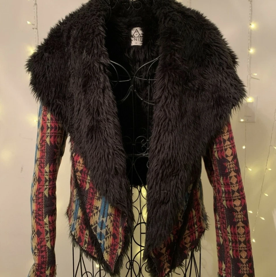 $200 UNIF Abrigo Chaqueta Cascada Linda Piel Tribal Azteca Suroeste XS Foto 1 de 4
