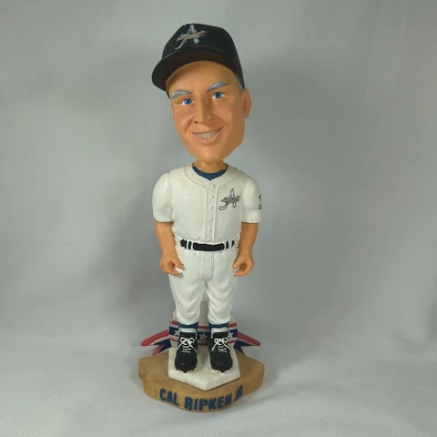 Legends of the Diamond Cal Ripken Jr Aberdeen Ironbirds Bobblehead Forever Cover