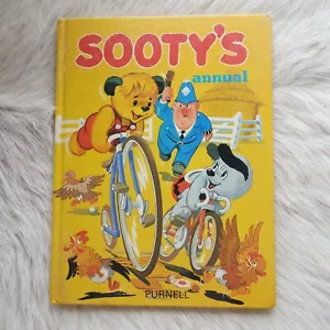 Sooty's Annual Large A4 Size Illustrated - Picture 1 of 1