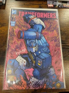 SIGNIERT TRANSFORMERS #1 MARIA WOLF EXKLUSIVES TRADE DRESS SOUND WAVE LTD 1000  - Bild 1 von 2