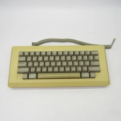 Apple M0110 Keyboard for Macintosh M0110 - UNTESTED - Image 1 of 4
