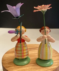 2 Vtg Erzgebirge Wooden Child Girls w/Flower Figurine Hand Painted Germany - Picture 1 of 16