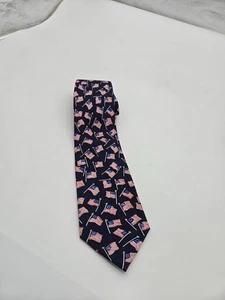 ALYNN Men's 100% Silk Necktie USA Designer OLD GLORY Flags Blue/Red/White EUC S - Picture 1 of 3