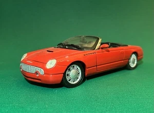 2000 Ford Thunderbird Convertible 1:24 Scale Red No. 68069 Diecast Car - Picture 1 of 9